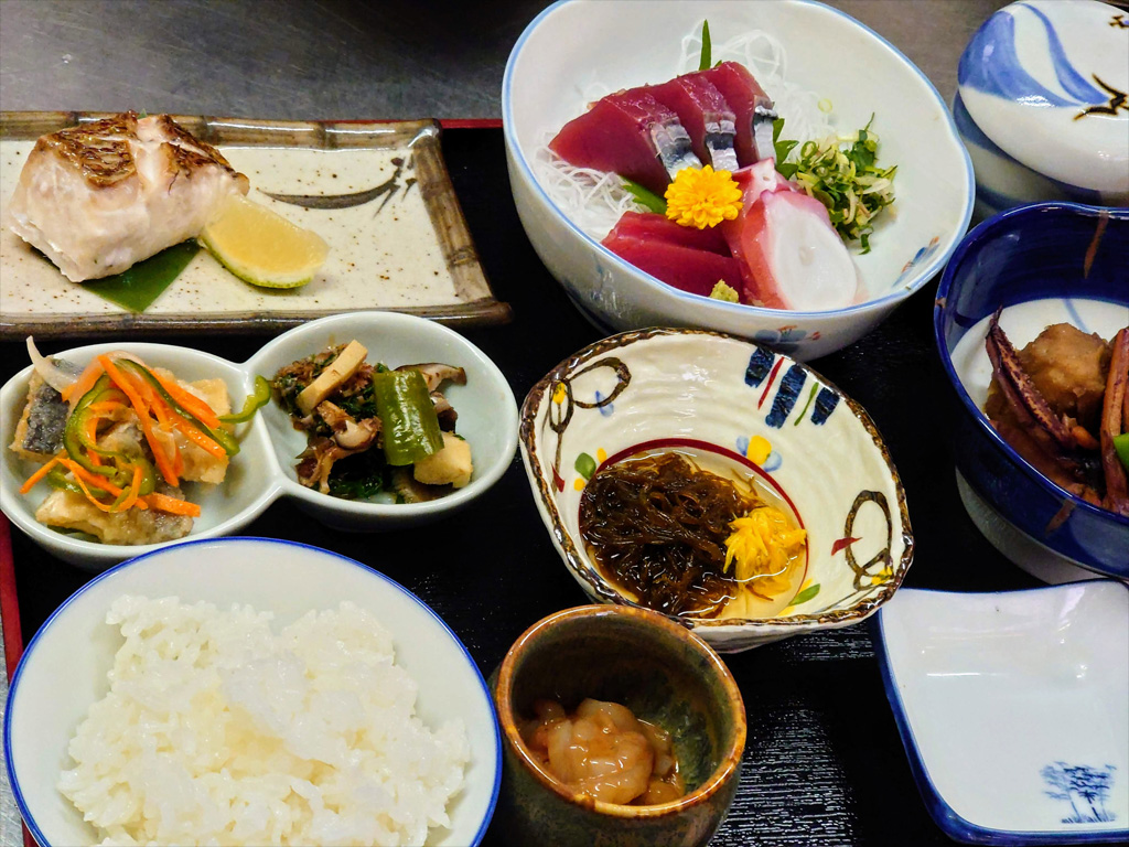 はなよし特約提携店　さかな家（株式会社丸安）