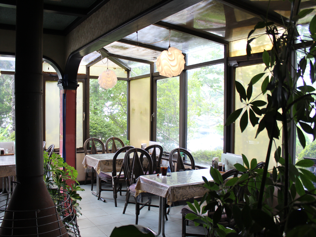 特約提携店_カフェ&レストランティファニー