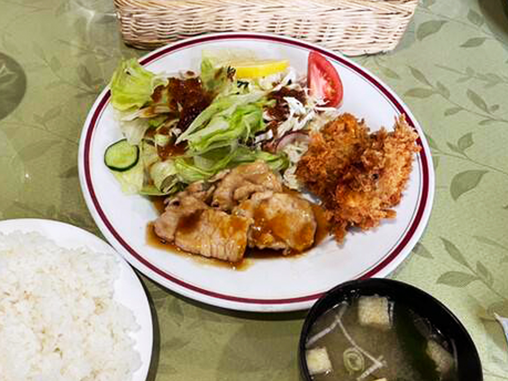 特約提携店_カフェ&レストランティファニー